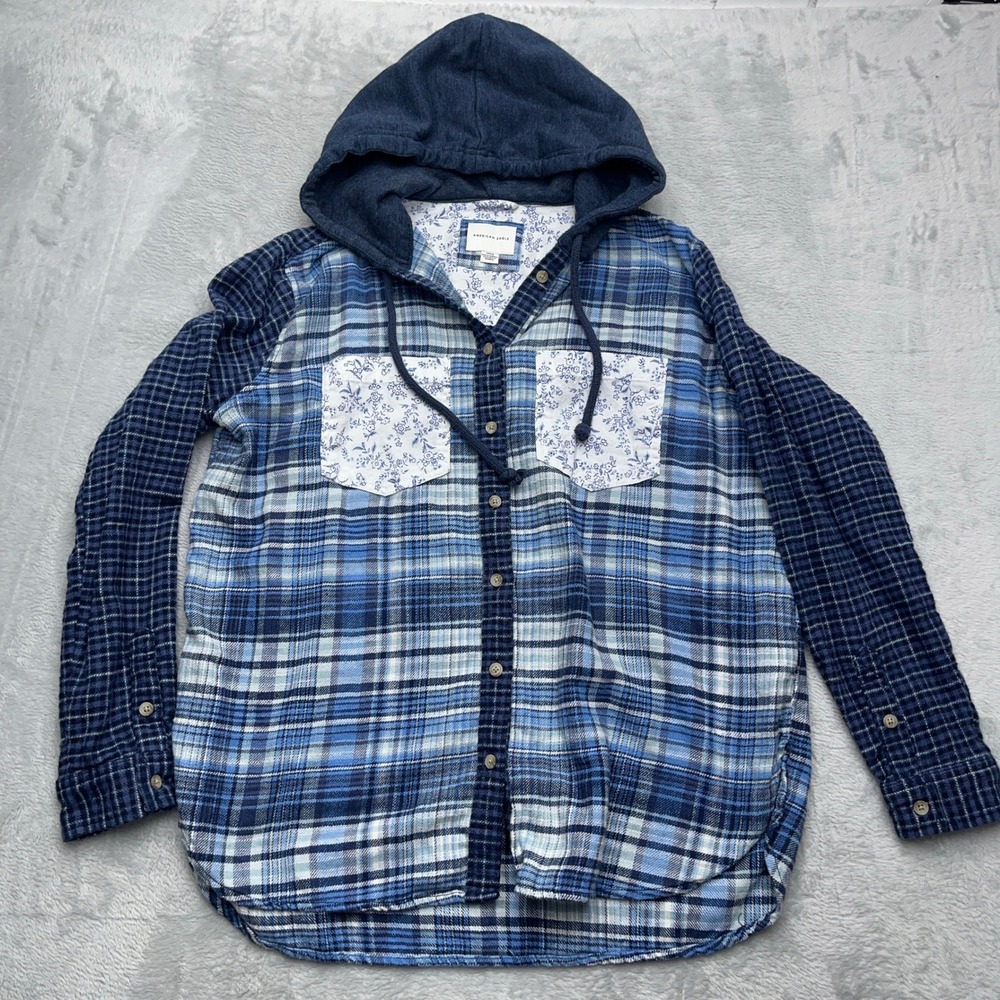 American Eagle Outfitters Blue Plaid Button Down Shirt